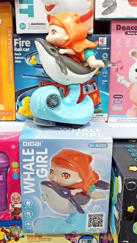 اسباب بازی دختر نهنگ سوار