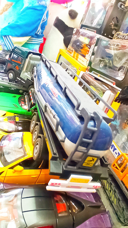 کامیون کشنده فلزی