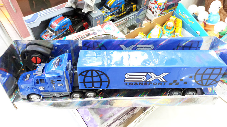 اسباب بازی کامیون کنترلی