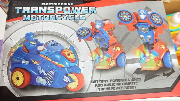 اسباب بازی موتور تبدیل شونده به رباط