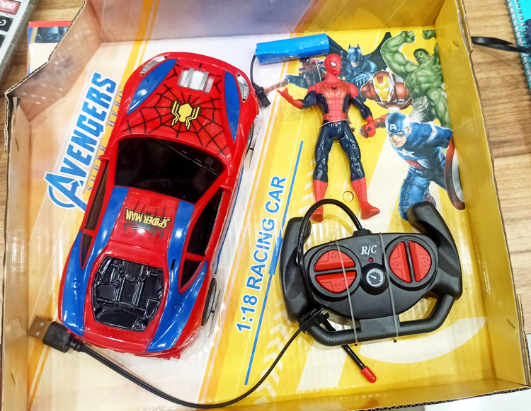 اسباب بازی ماشین کنترل شارژی اسپایدرمن