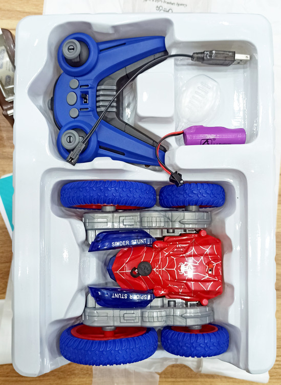 اسباب بازی ماشین کنترل شارژی اسپایدرمن