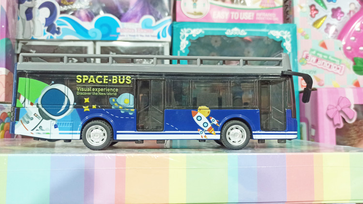 اتوبوس فلزی