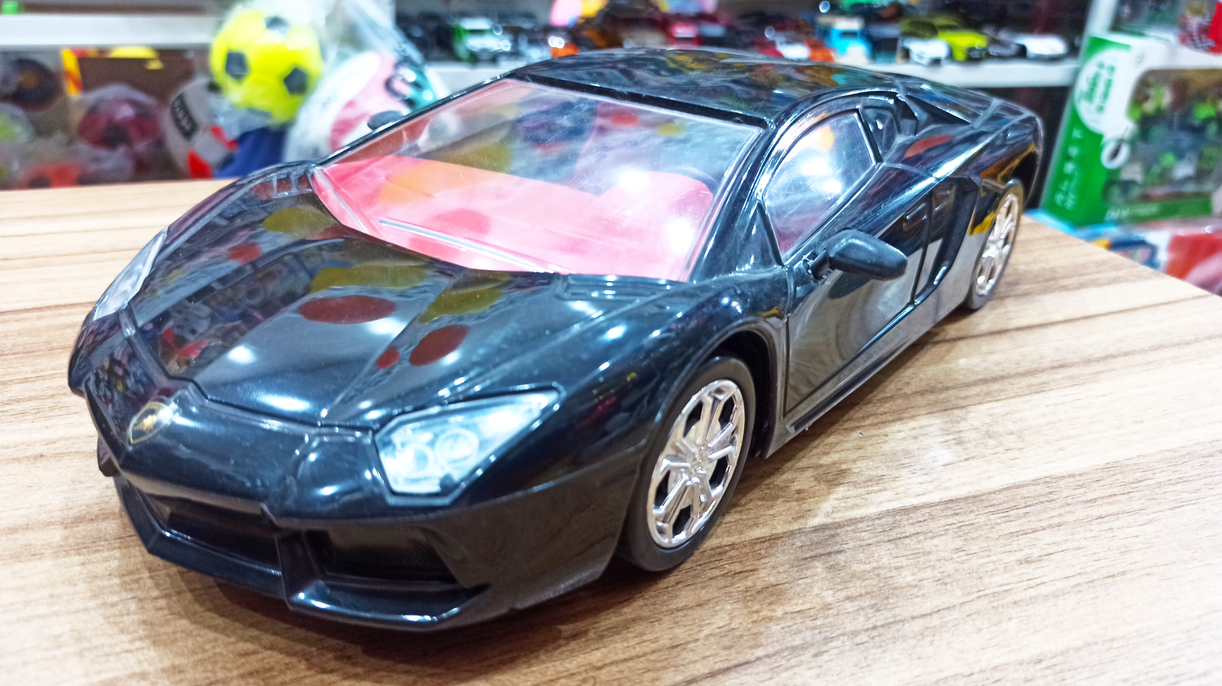 اسباب بازی ماشین فراری قدرتی