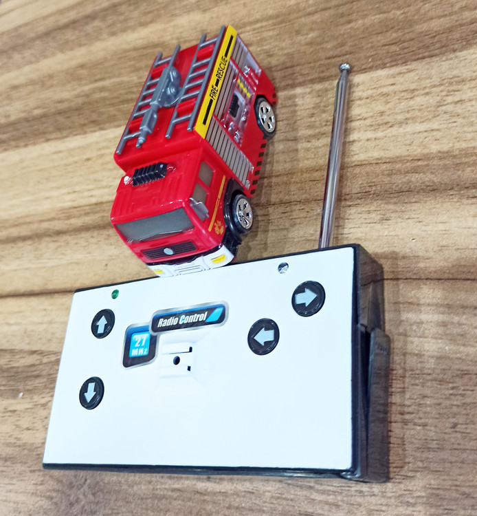 آتش نشانی فلزی