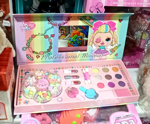 اسباب بازی آرایشی دخترانه