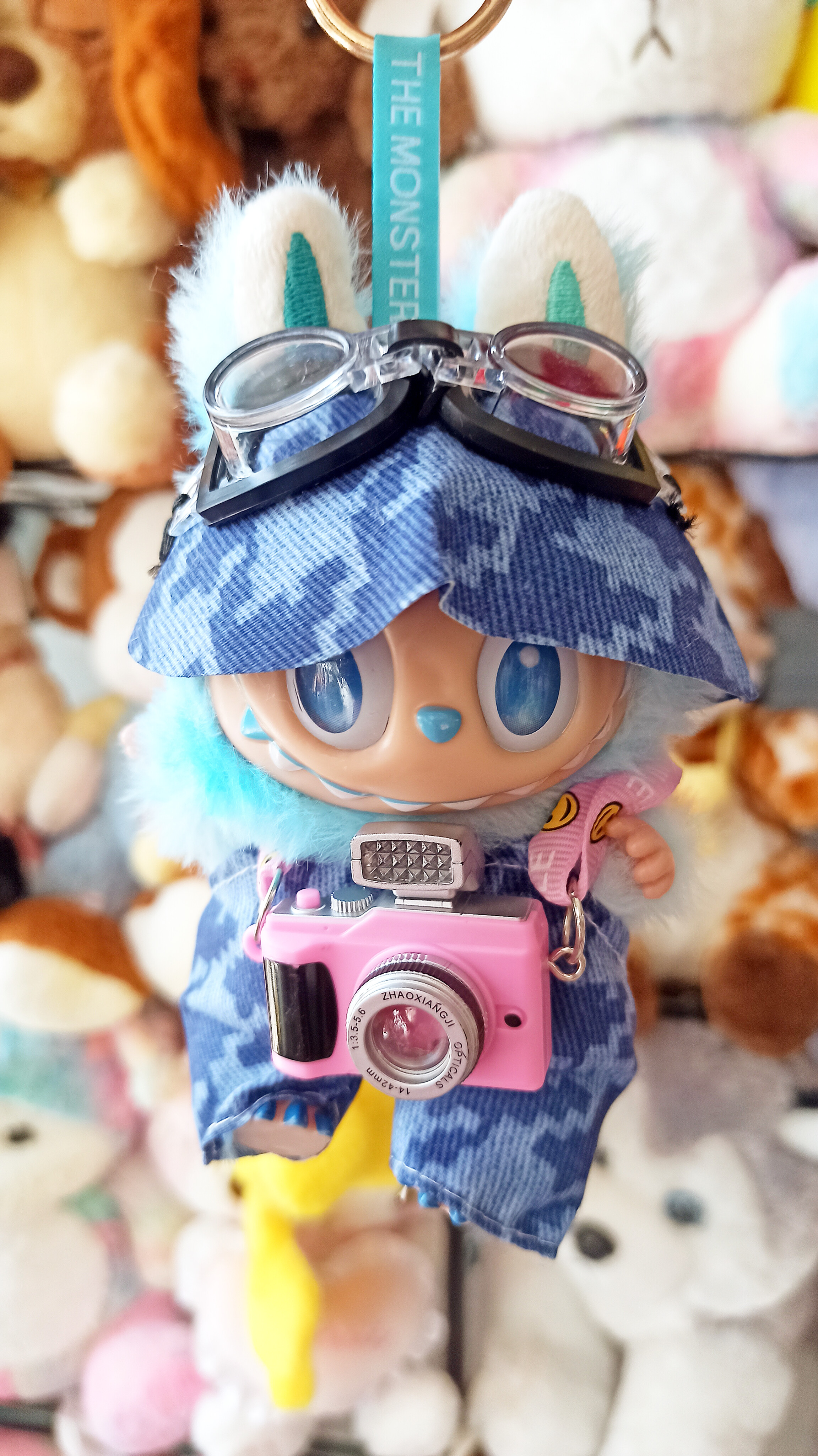 عروسک لبوبو