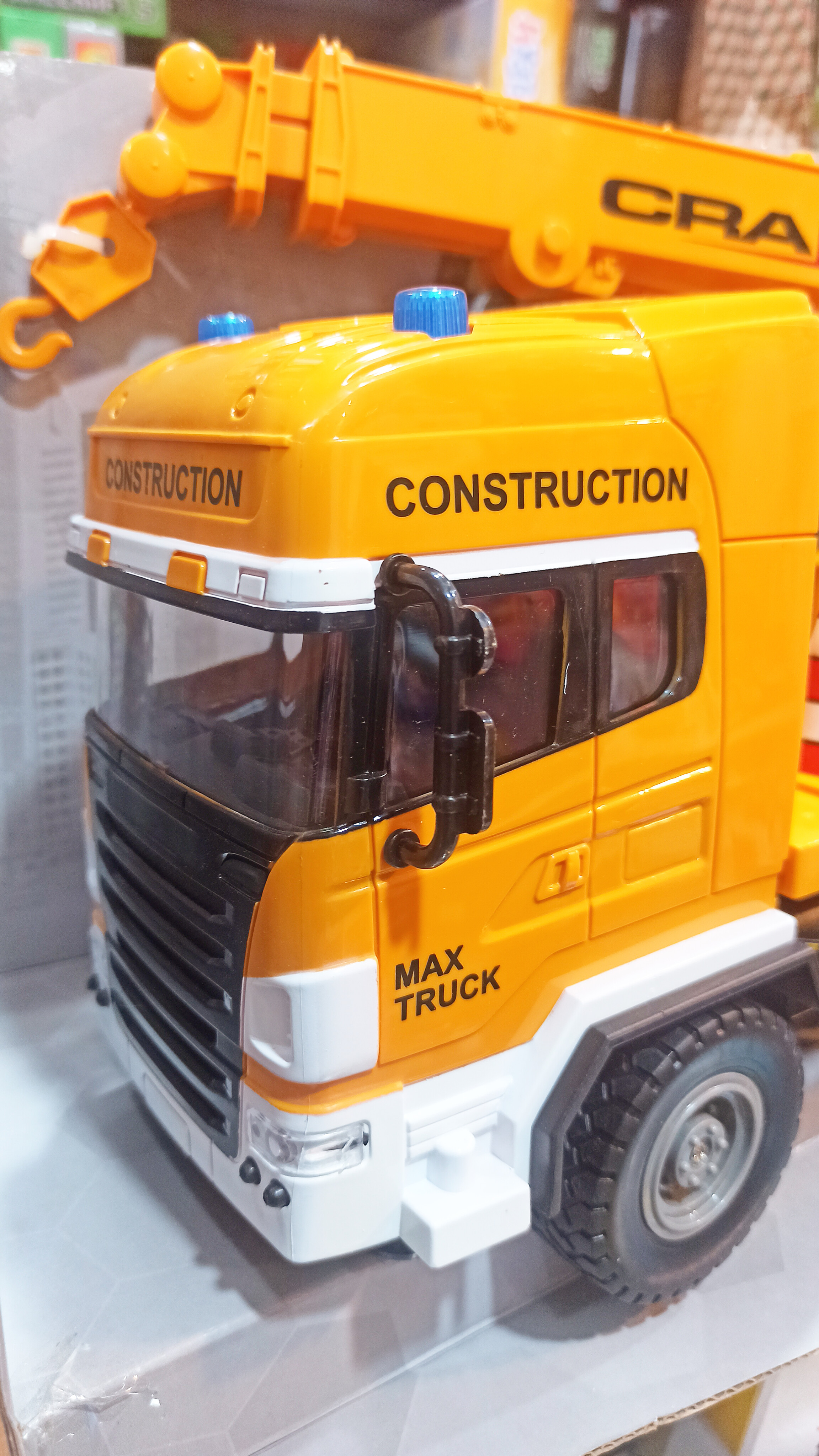 اسباب بازی جرثقیل کنترلی