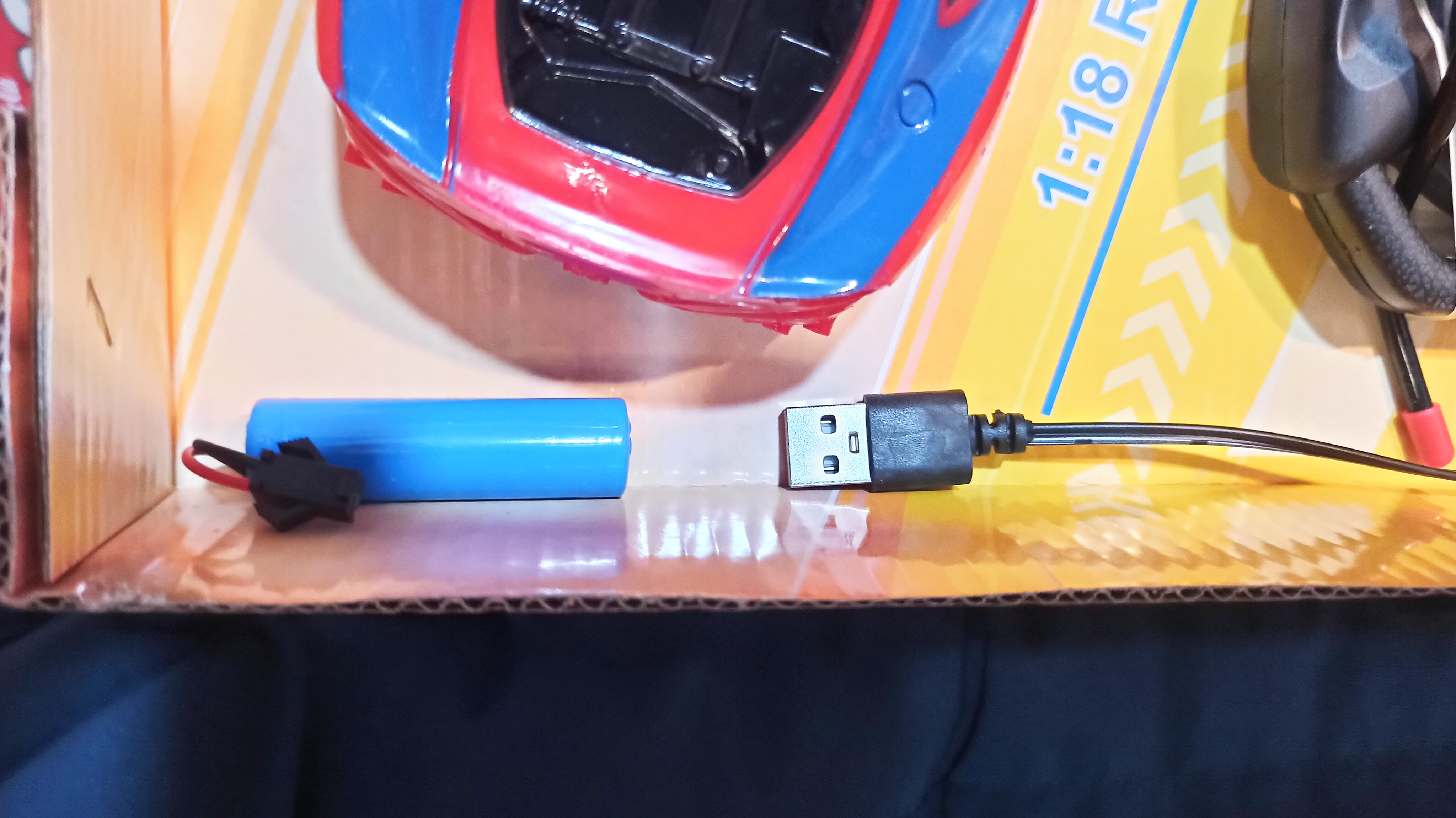 اسباب بازی ماشین کنترلی