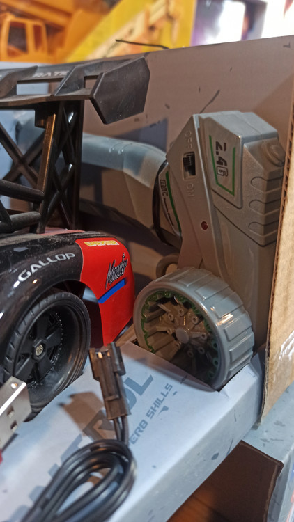 اسباب بازی کامیون کنترلی