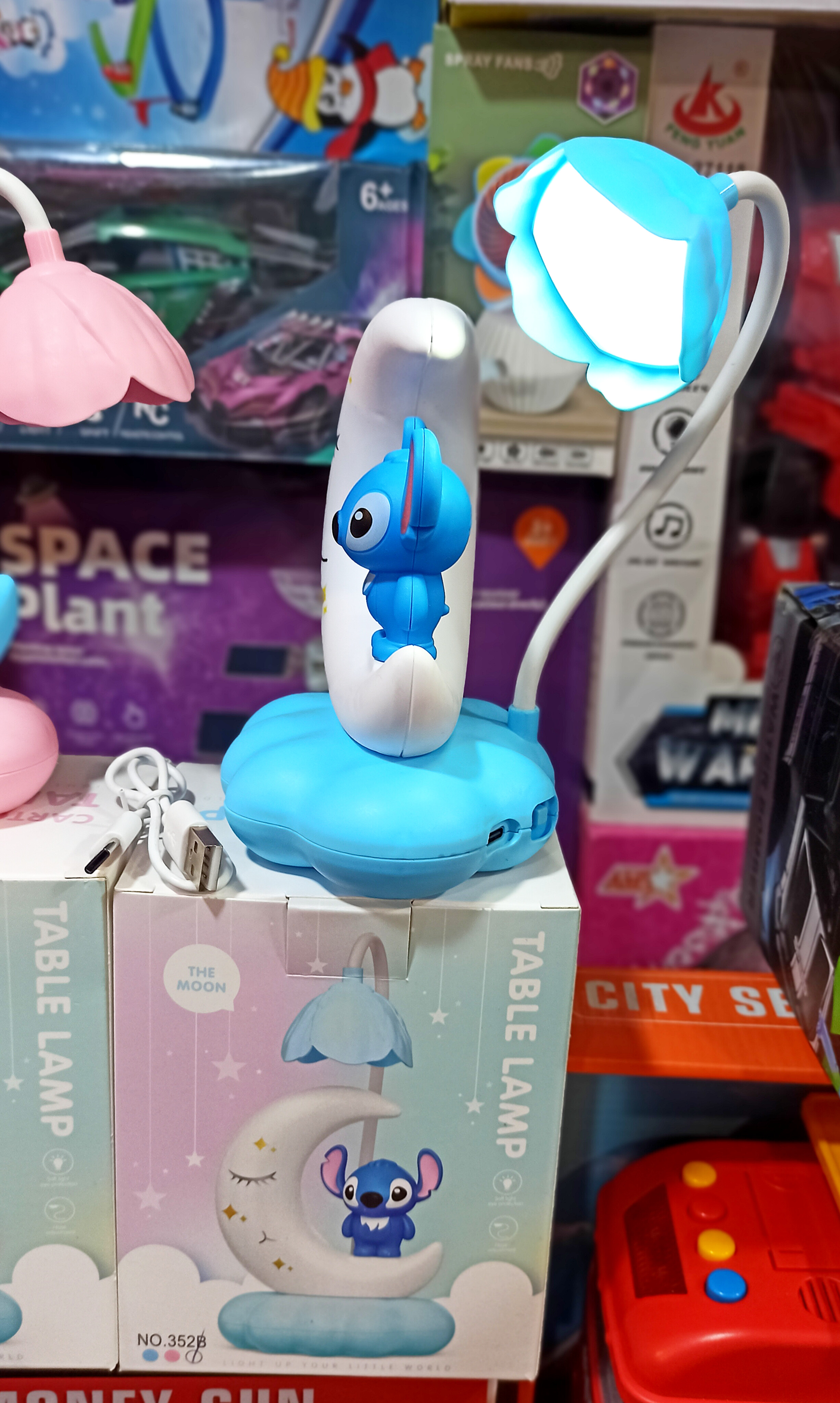 اسباب بازی چراغ خواب کودک