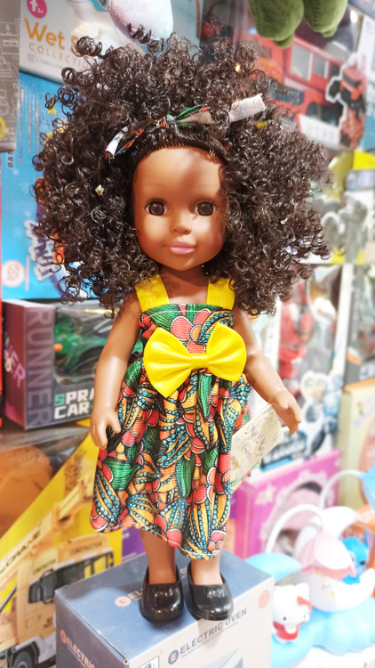 عروسک سیاه May May