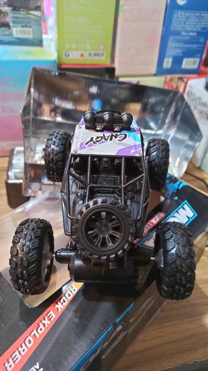 اسباب بازی ماشین کنترلی