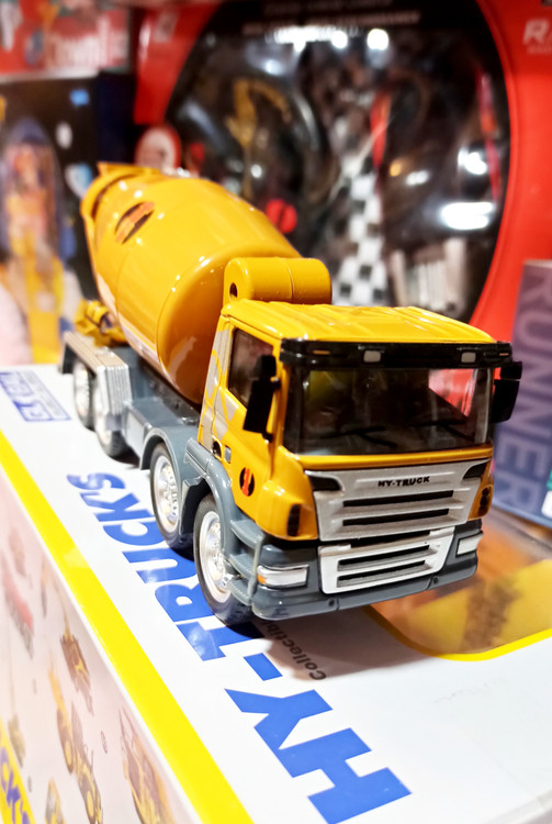 اسباب بازی ماشین میکسر فلزی