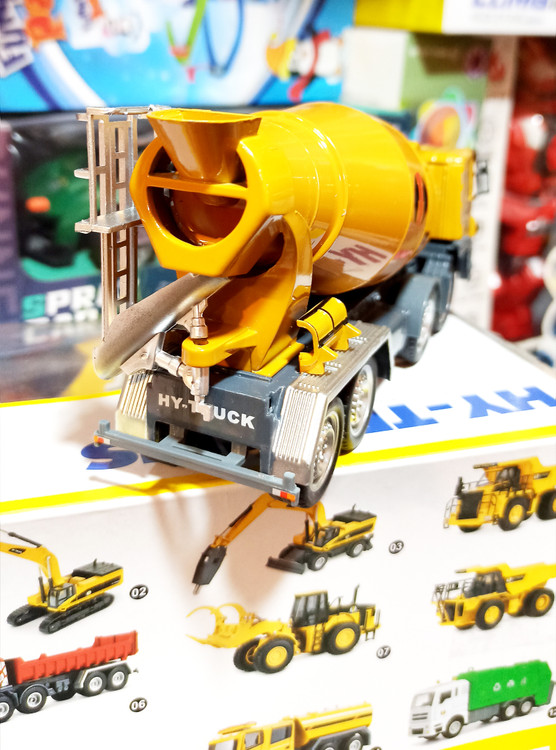 اسباب بازی ماکت میکسربتن فلزی