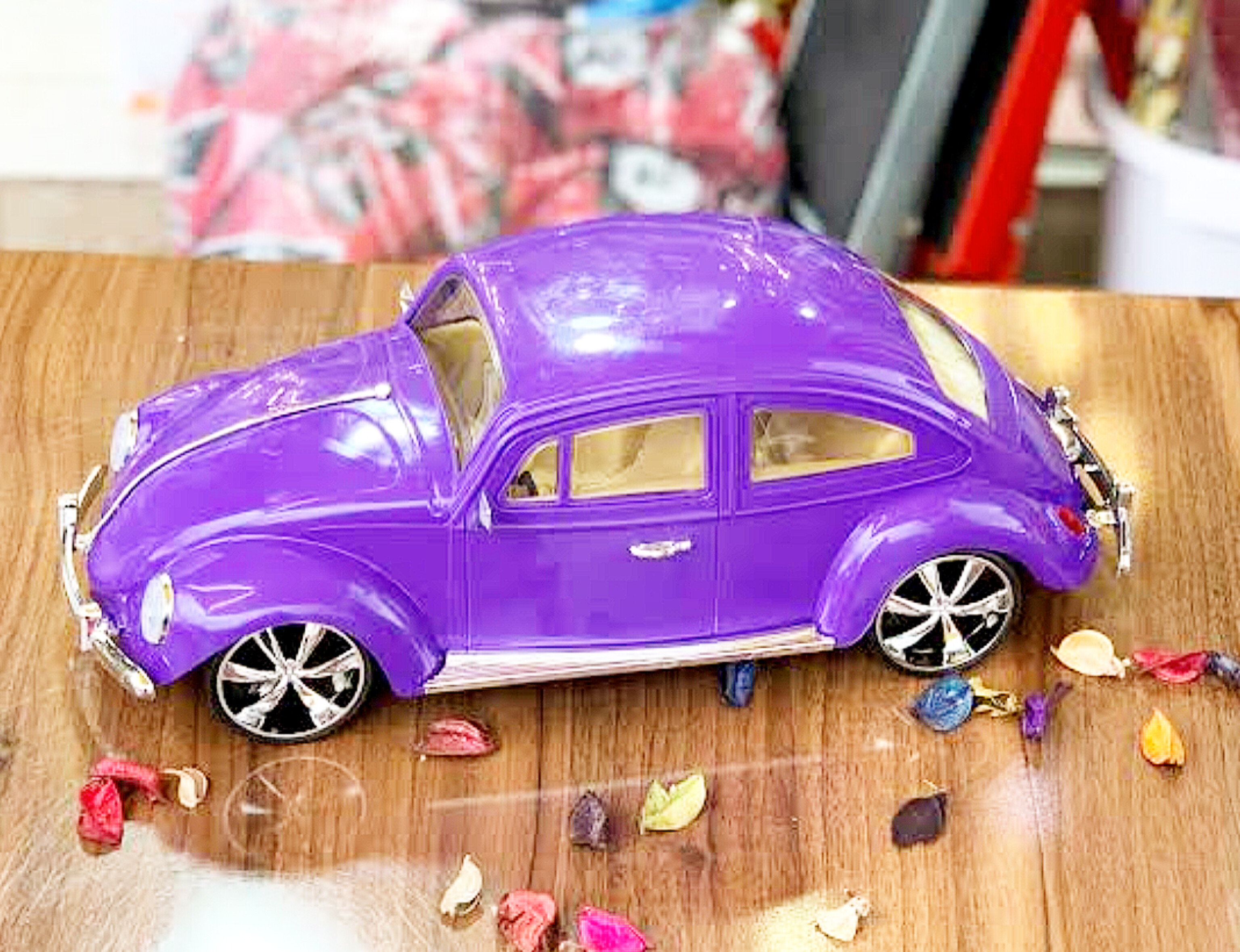 اسباب بازی ماشین فولوکس کلاسیک