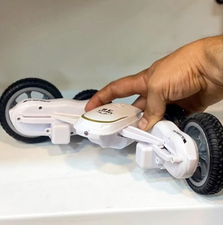 اسباب بازی ماشین کنترلی شارژی دیوانه تاشو