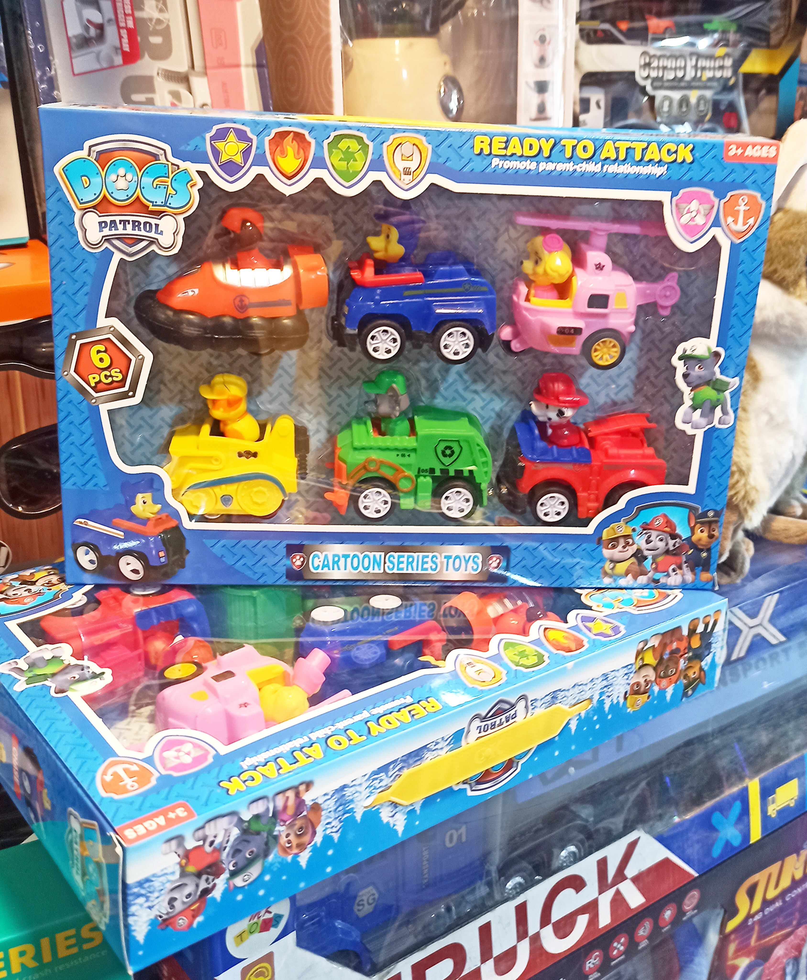 اسباب بازی سگ های نگهبان ۶ عددی