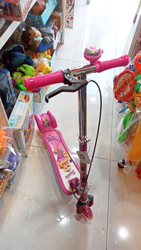 اسکوتر فلزی طرح باربی