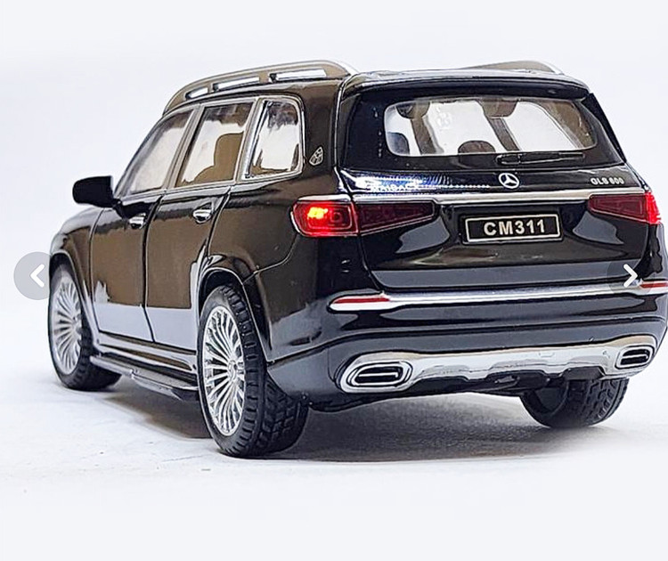 ماشین فلزی بنز جی ال اس ۶۰۰