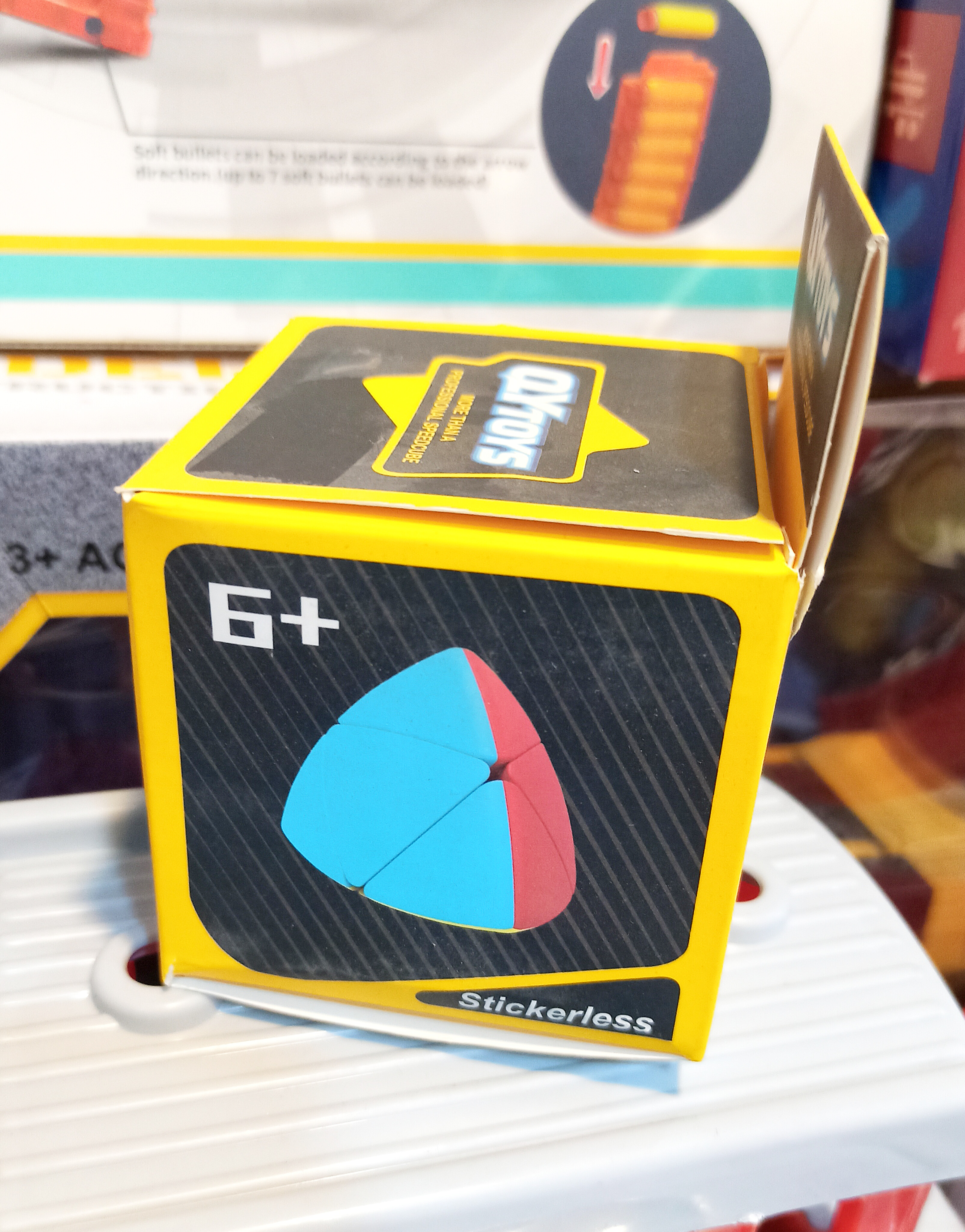 مکعب روبیک ۲×۲ هرمی